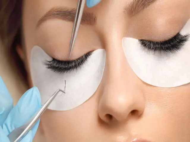 کاشت و اکستنشن مژه؛ راز چشمانی جذاب و مژههایی ماندگار