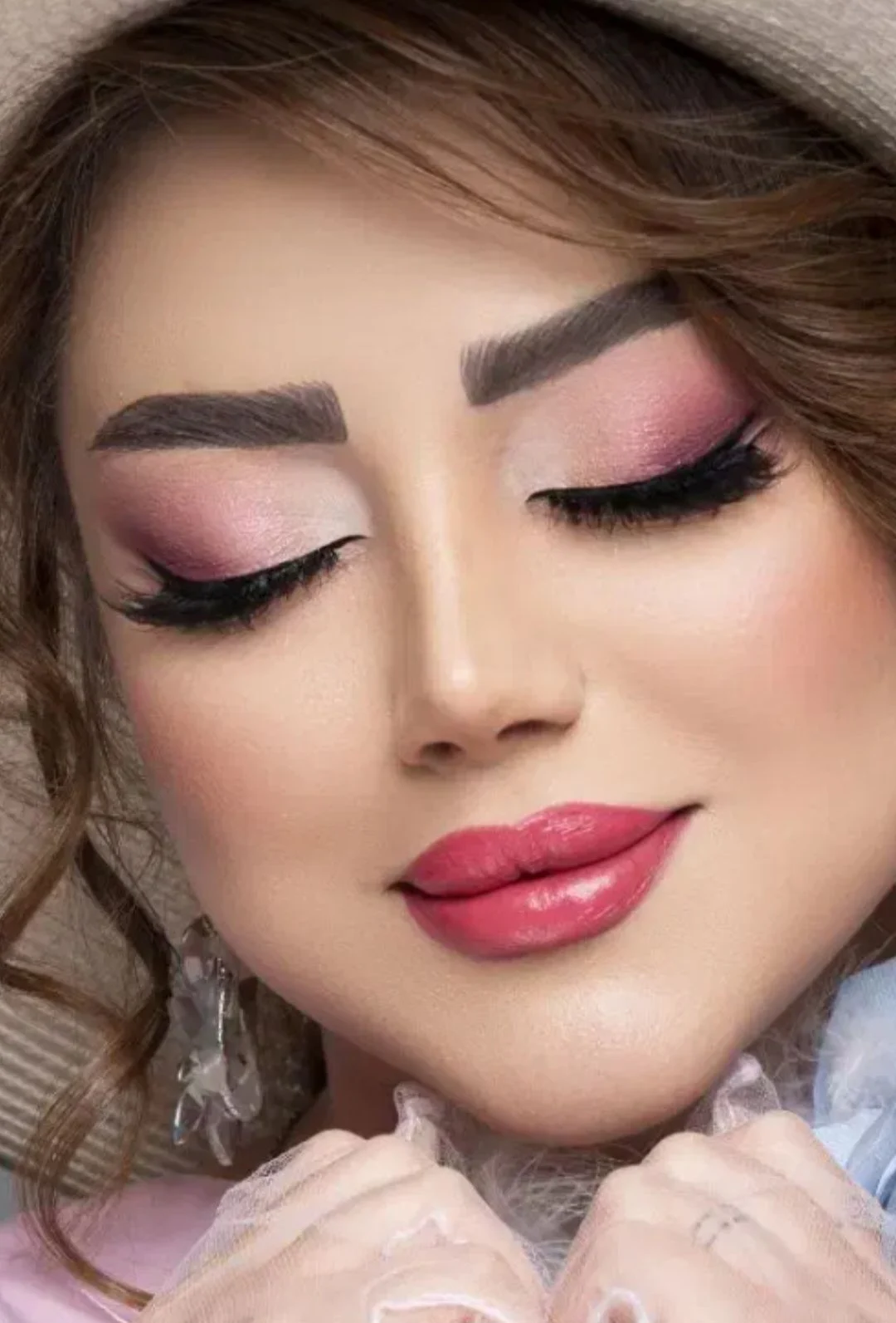 سالن زیبایی پری چهر ( عظیمی ) تمامی لاین های زیبایی